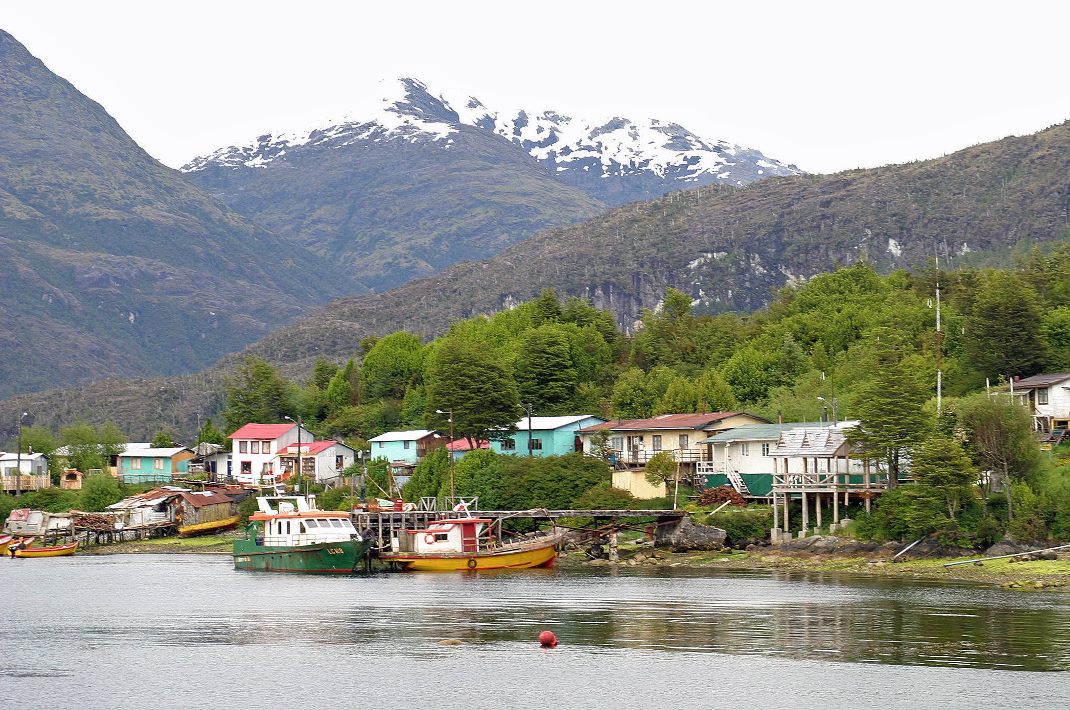 在伊登港村没有汽车，没有道路，可以说是智利最鲜为人知的秘密