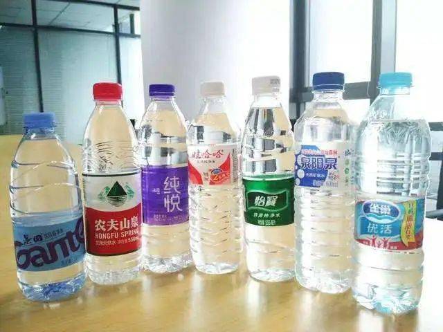 "碱性水"富氧水"矿泉水,如何选购健康水?_氧气_胃酸_矿物质