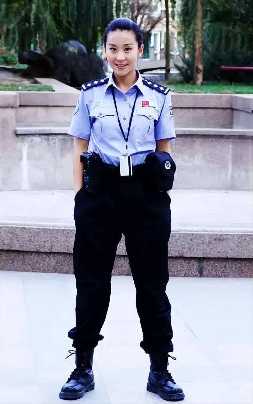 现役警服图片