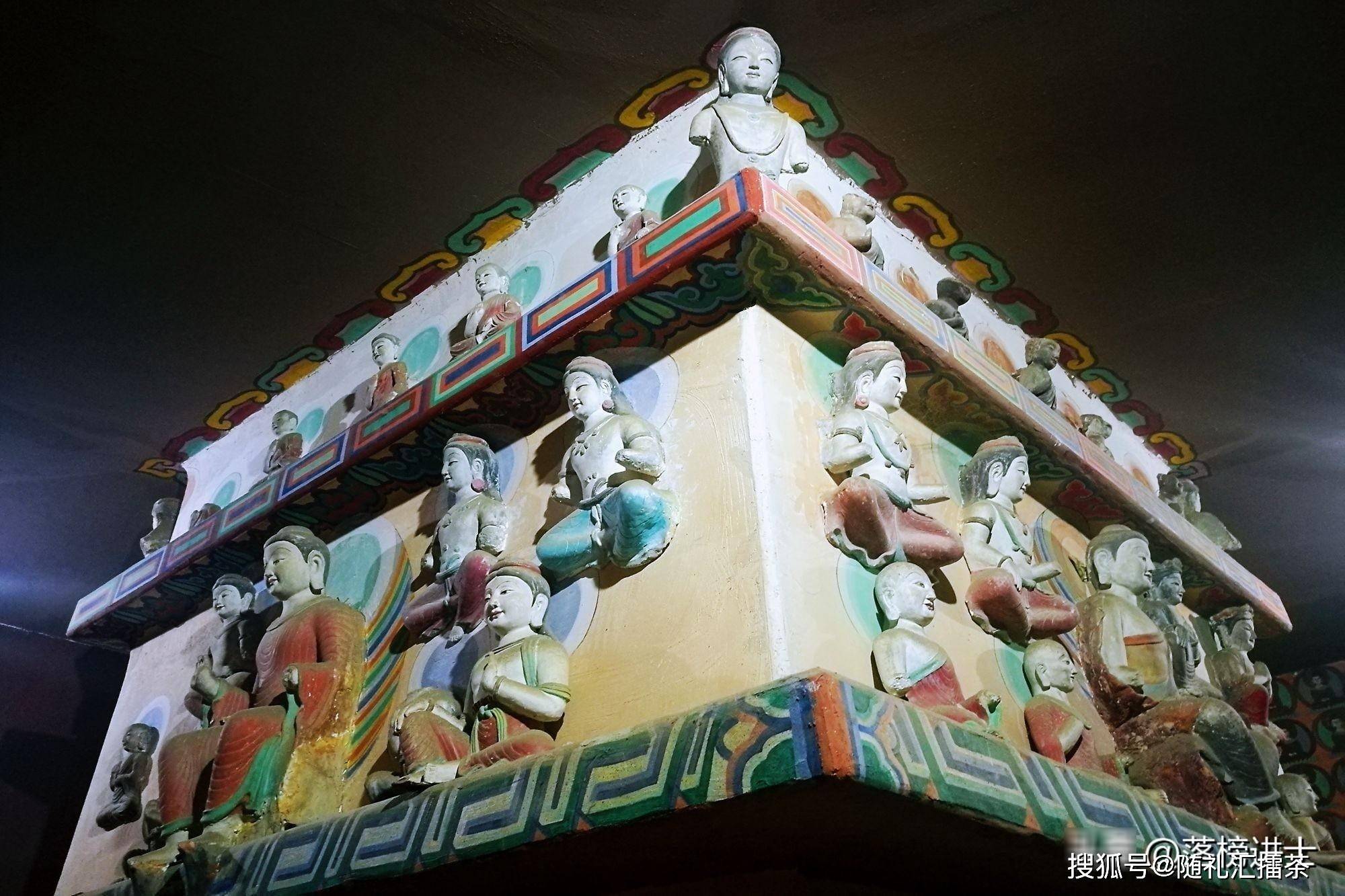 甘肃张掖有一座"西夏国寺",古色古香,还有亚洲最大的室内卧佛_大佛寺