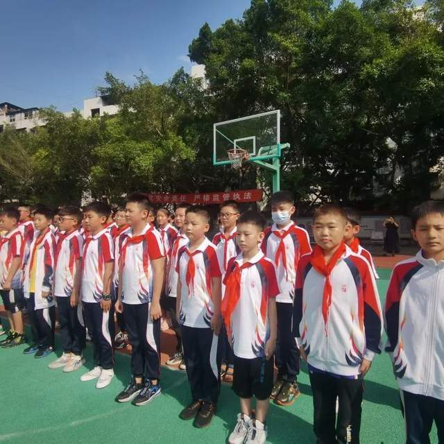 重庆市万州区红光小学开展网络安全宣传活动_全体师生_工作_郑耀