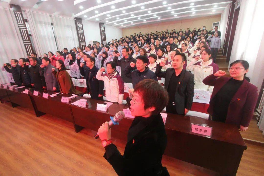 优质服务典型经验案例分享_优秀案例经验分享_典型案例经验材料