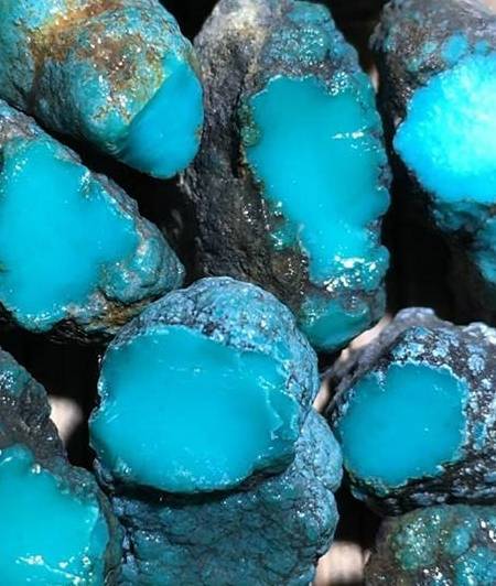 绿松石在盘玩和佩戴时需要注意的几个问题_盘花_过程_何有