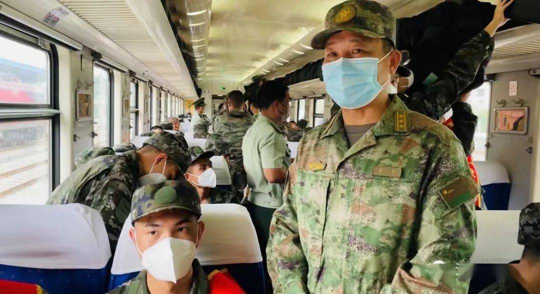 汉阴县2022年首批秋季新兵奔赴军营_安康市_仪式_王军贤