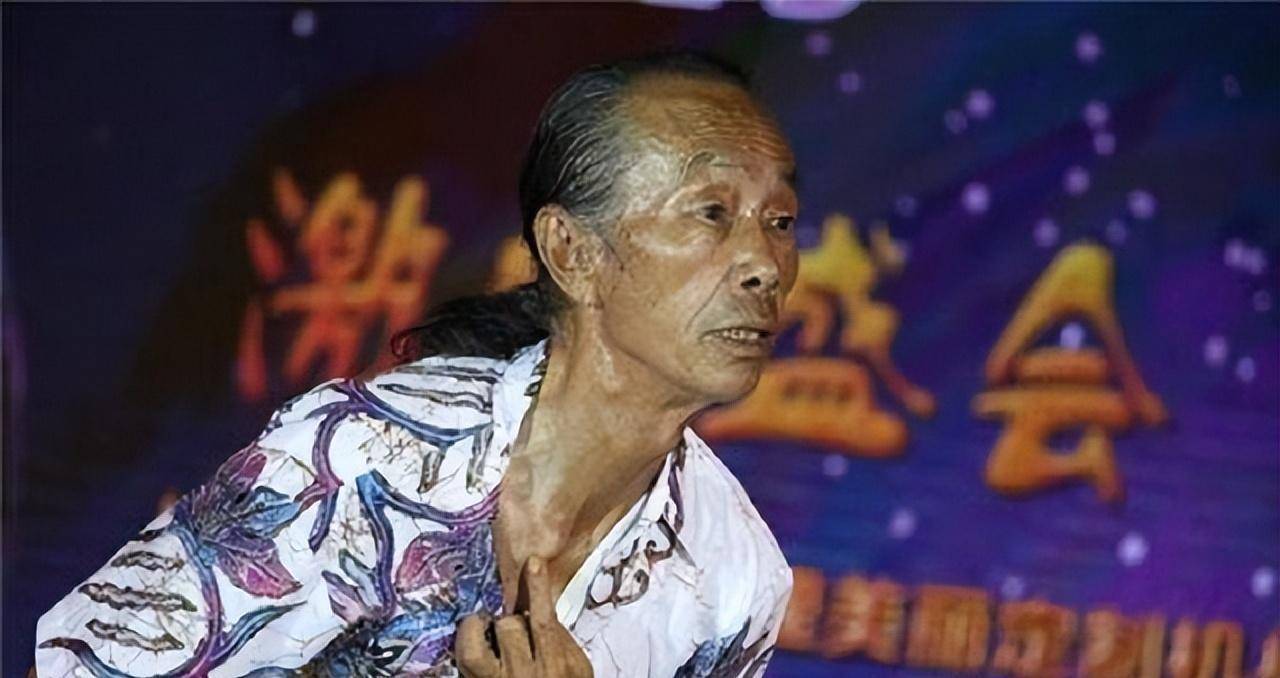 河北鬼手王保合:年近70岁,用3个球2个碗,赢走霍英东3亿投资_表演_杂技