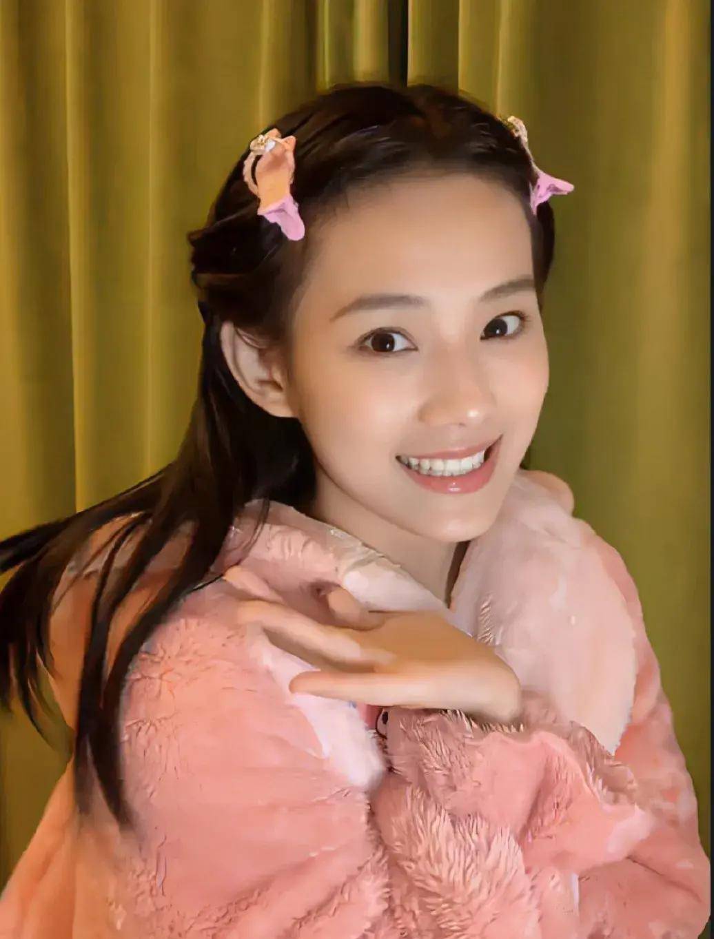 演员鲁照华,明星写真,美图壁纸_贝贝_闪光少女_吴玉琳