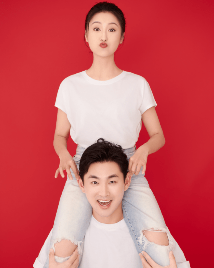 继王彦霖结婚,娱乐圈男星妻子晒结婚证,庆祝四周年快乐_胡耘豪_照片