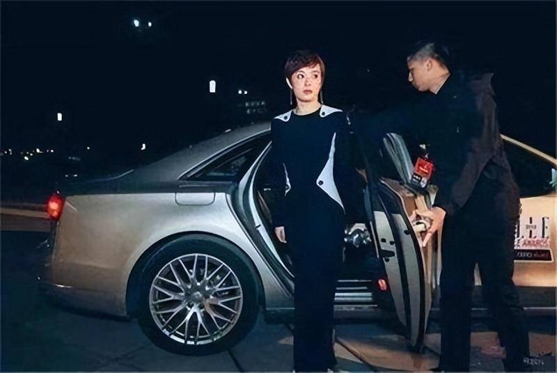 "隐形富婆"孙俪:住7000万豪宅,开500万豪车,身价超百亿!