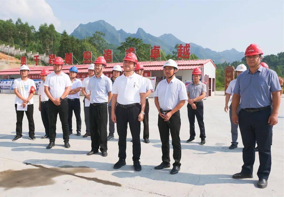 廖和明调研重大交通基础设施项目_建设_合山市_施工