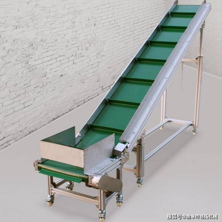 化肥装车卸货用传送带 带式升降输送机 600宽皮带机_移动式_物料_运输