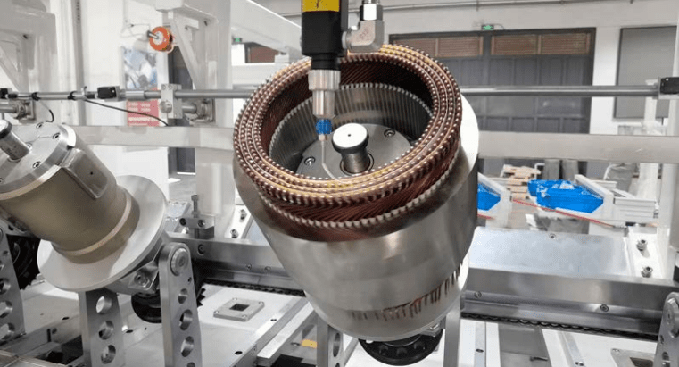 层数在6层以上,2支路或4支路 busbar换相,绕组形式为波绕组或叠绕组的