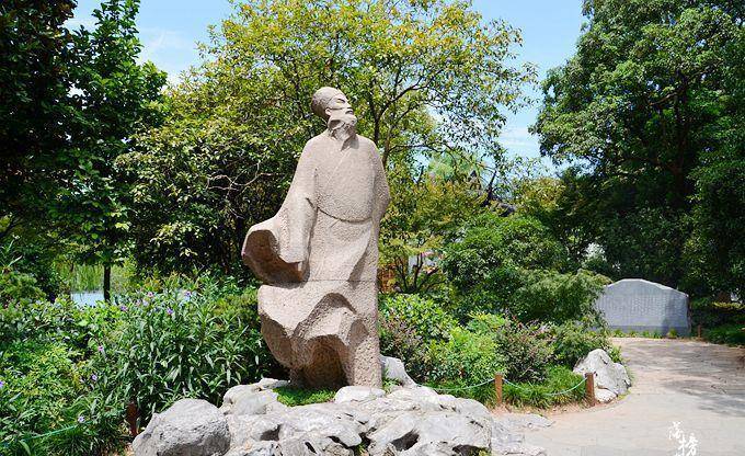 西湖有一座苏东坡纪念馆,来到这里才知道,西湖是苏轼最爱的景点_杭州