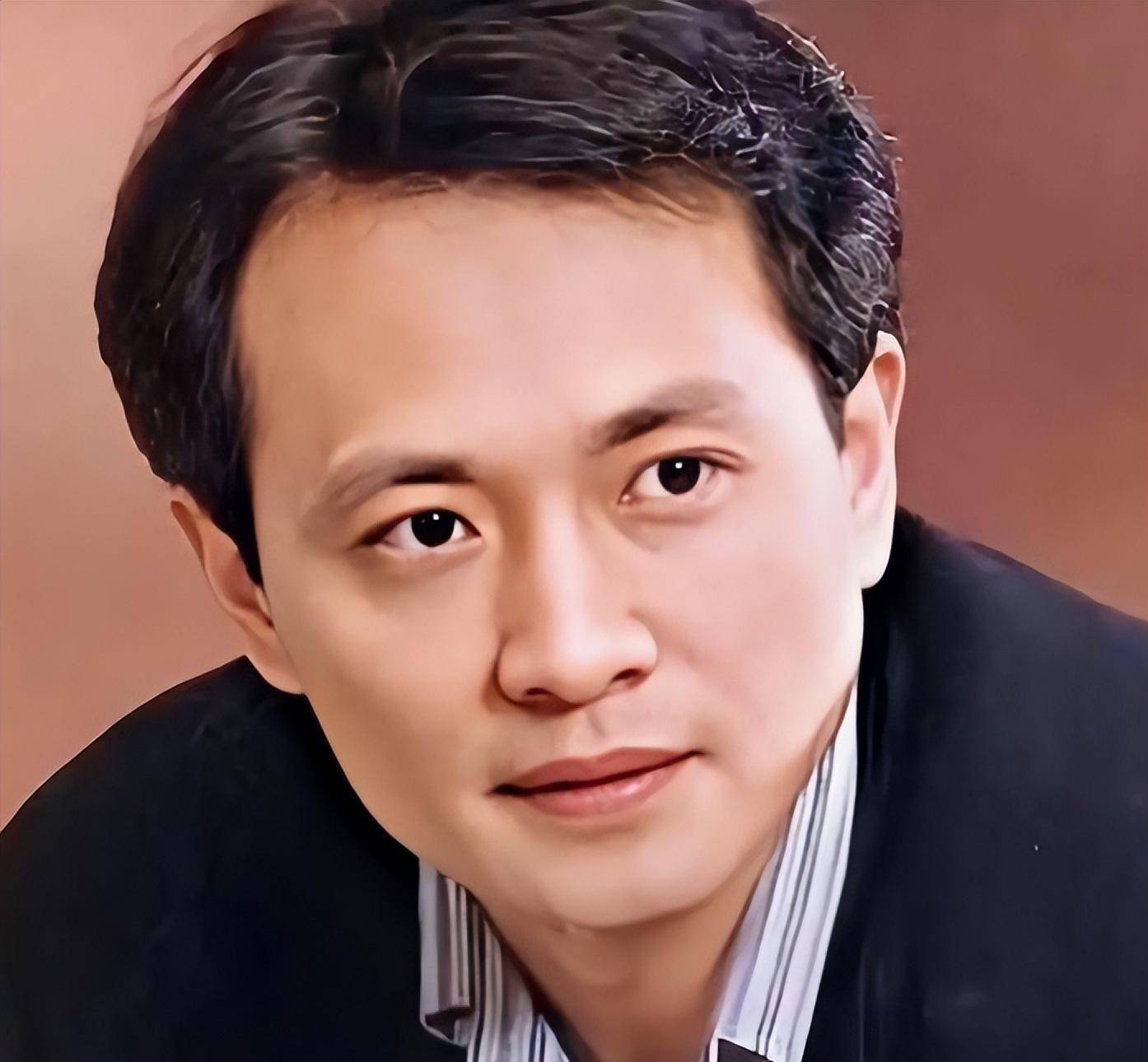 《杨震》丁志诚:将一生献给残疾妹妹,58岁仍孤身一人