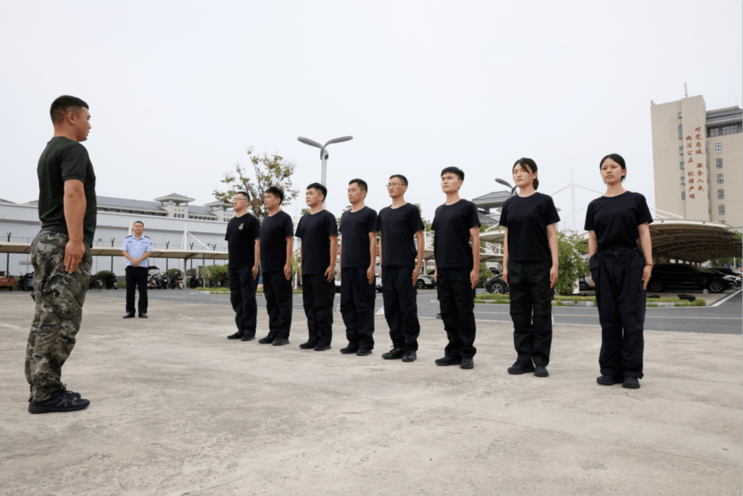 "白衣警察"养成记~_淝河_培训_医疗