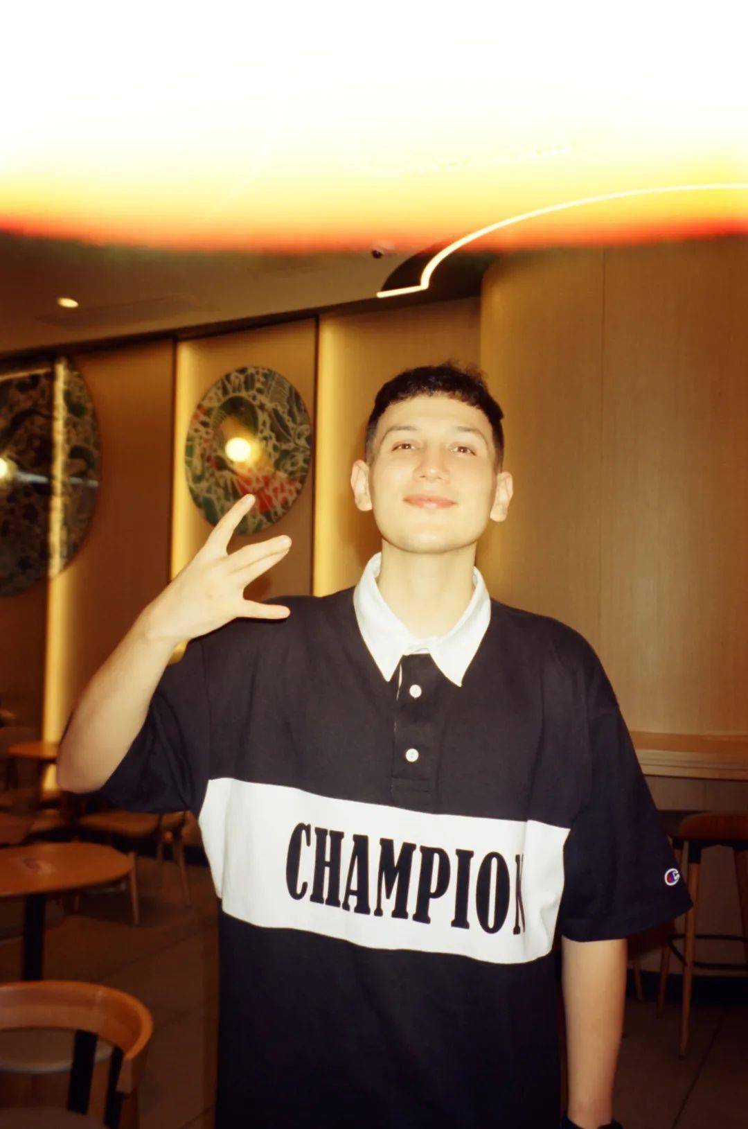 那么在大家眼里中文说唱圈的哪位rapper才是真正意义上的"六边形战士"