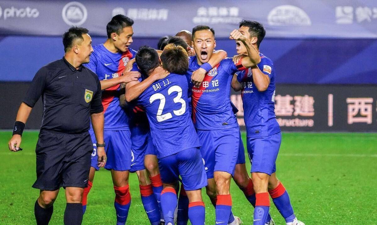 杨旭铁树开花助申花客场取胜双塔策略纯属无心_比赛_刘若凡_曹赟