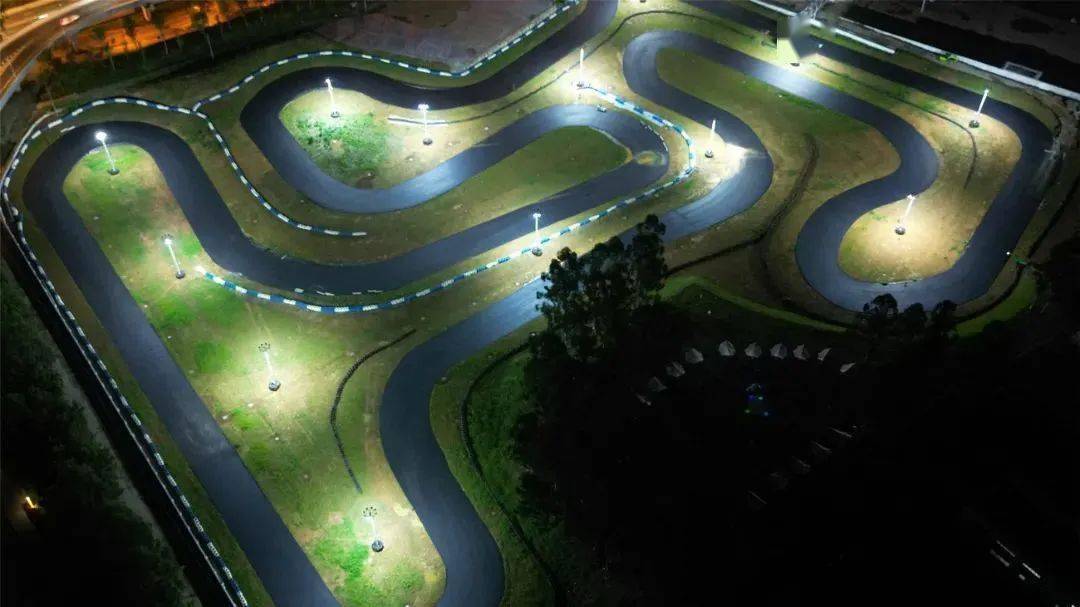 98元/108元享【成都超音速国际卡丁车公园】4大卡丁车_国庆假期杆速