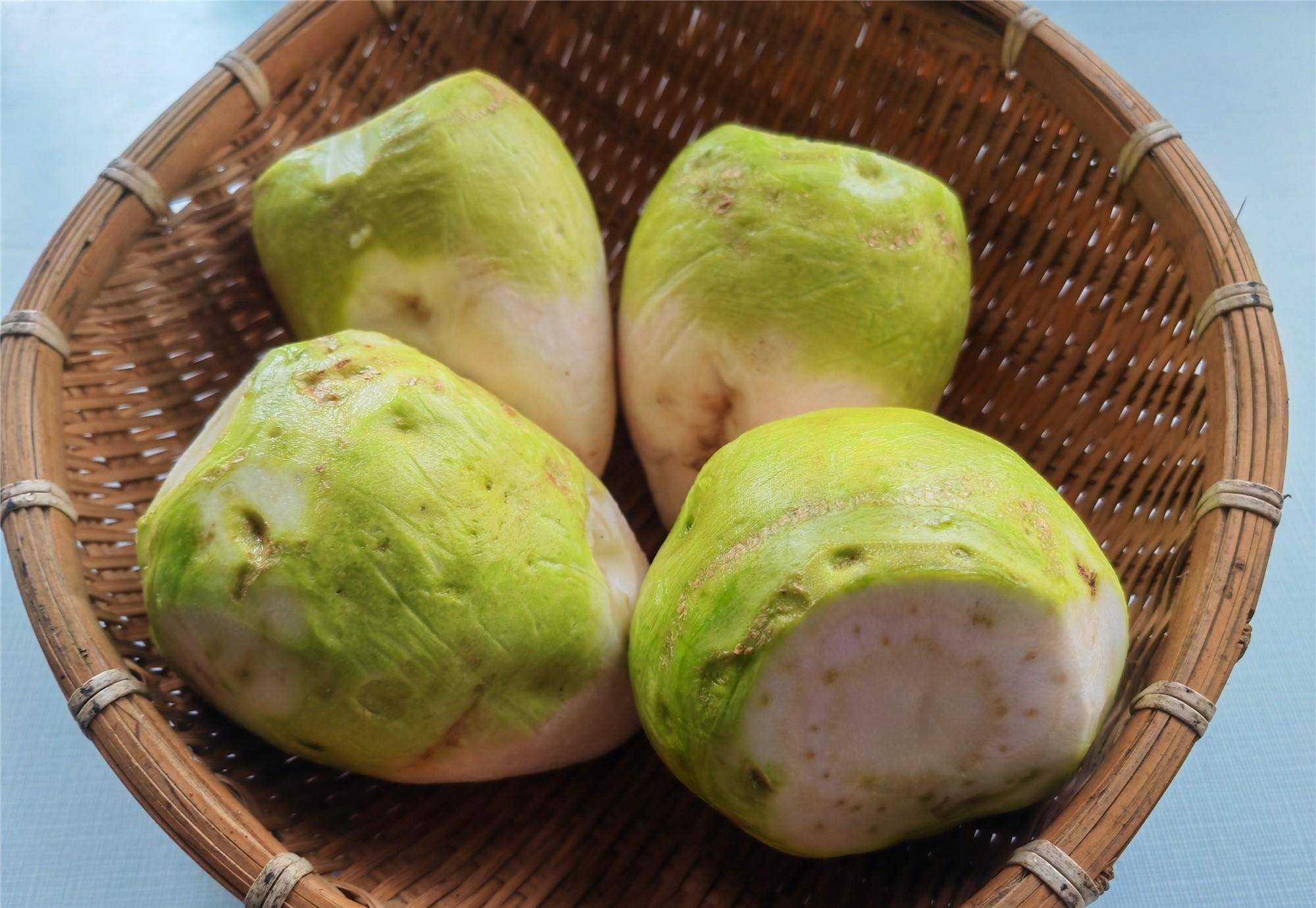 在家腌芥菜疙瘩咸菜,一次买5斤,做法简单味道好,放半年都不坏_辣椒