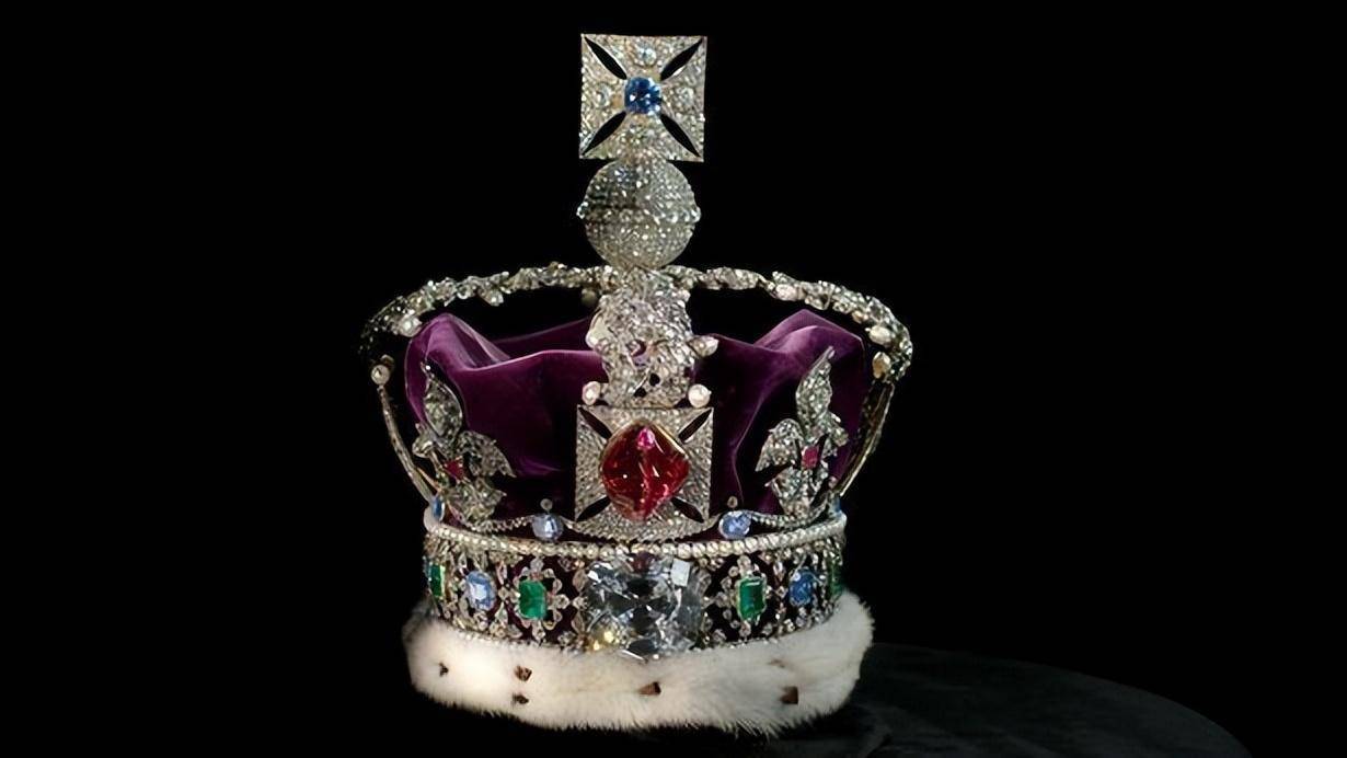 王冠上的宝石很多,有三颗尤为瞩目.