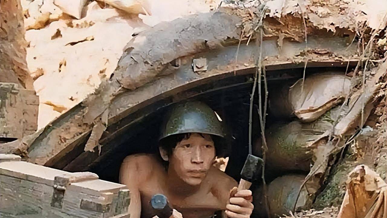 战士在猫耳洞患上"烂裆病",后羞于看病,女军医:不看咋治病_老山前线