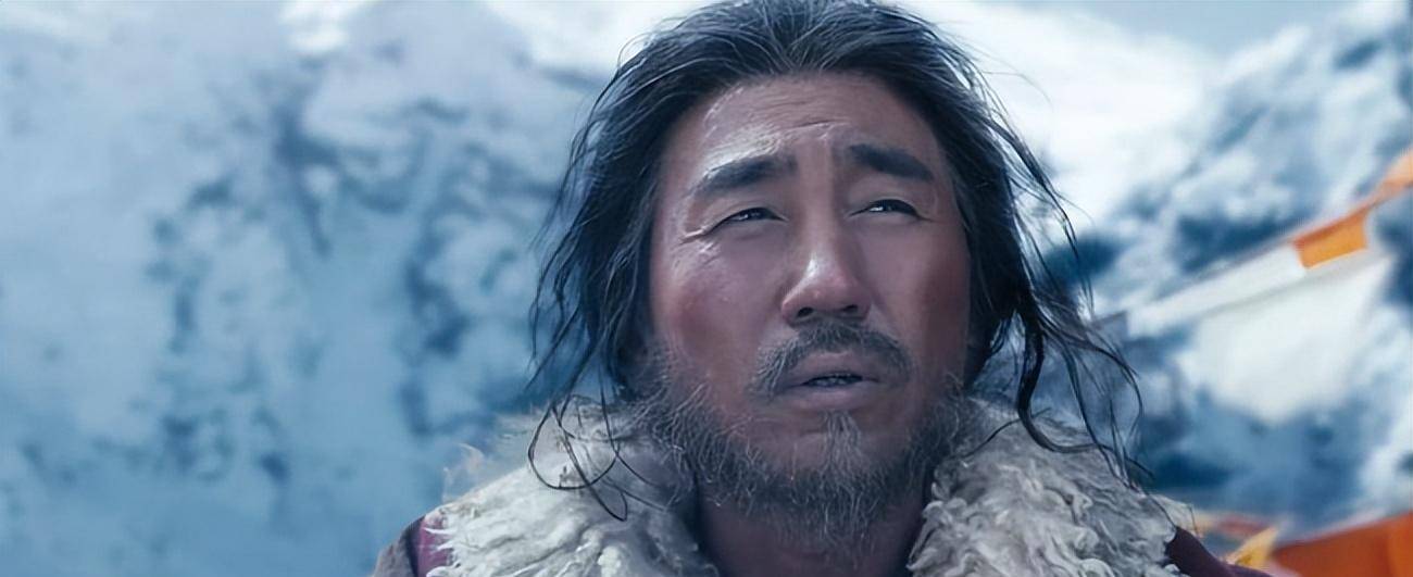 《昆仑神宫》演员们的对比照好有趣_剧中_明叔_阿克