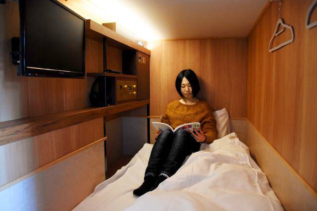 为何日本人对胶囊酒店如此钟爱，小小的空间内涵什么奥秘？