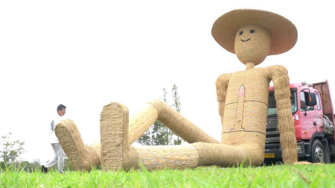 嘉北郊野公园稻草文化节开幕,一起来看稻草人!_雕塑_进行_工人