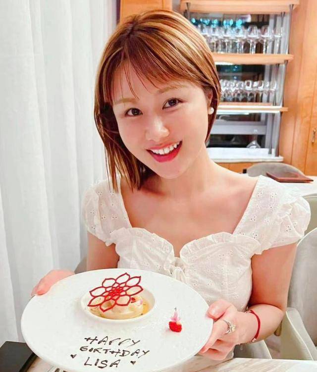 tvb小花刘思希疑公开恋情!