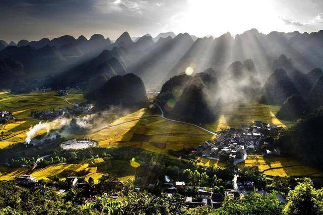 中国唯一没有平原的省份，如今县县通高速，风景如画游客都说美