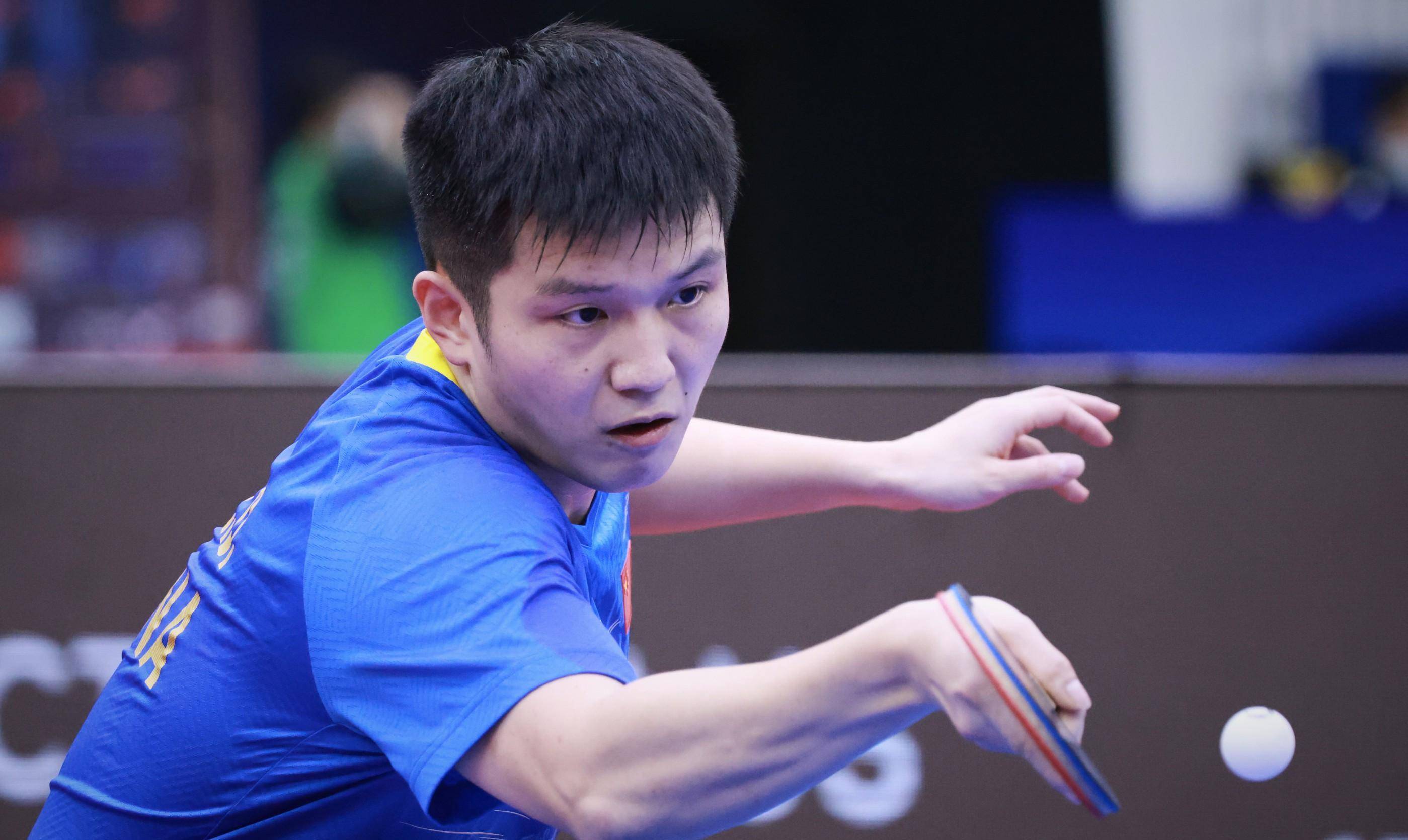 球台内的球,问题就可能出现在这里,乒乓球选手快看_摩擦_球拍_原因