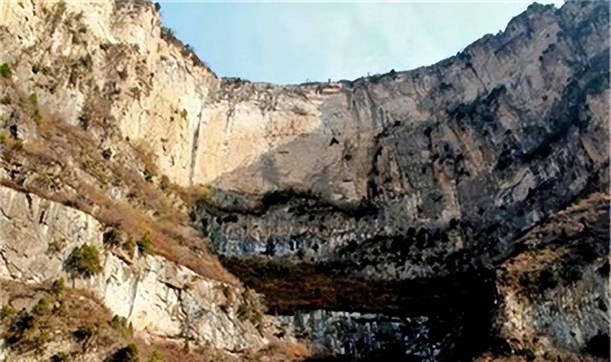 太行山下的奇村，藏在峡谷深处千年，直到1997年才通车