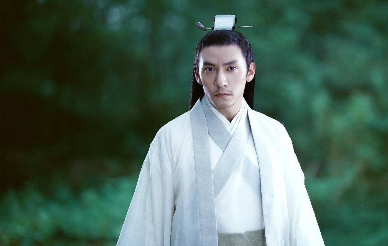 张震张云龙其实长相非常的英气,但是每一次的古装都和他气质很不搭