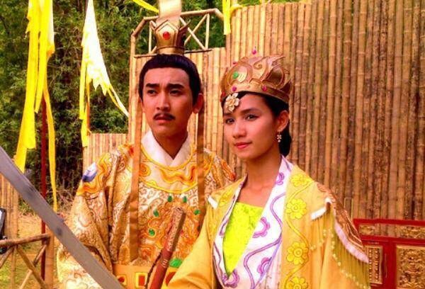 这位女子6岁登基,7岁嫁人成为丈夫的皇后,40岁再嫁丈夫之子_李昭皇