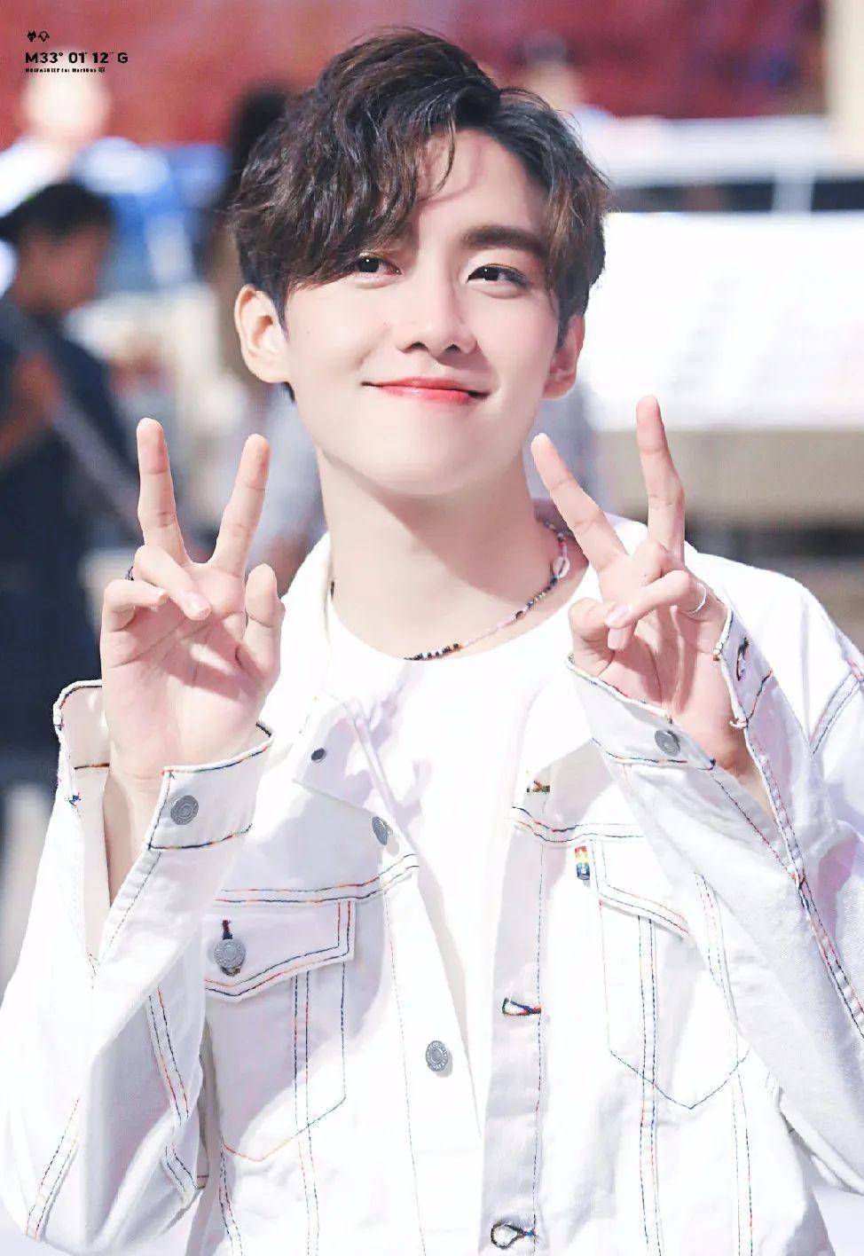 陈瑞书_穿着_泡芙