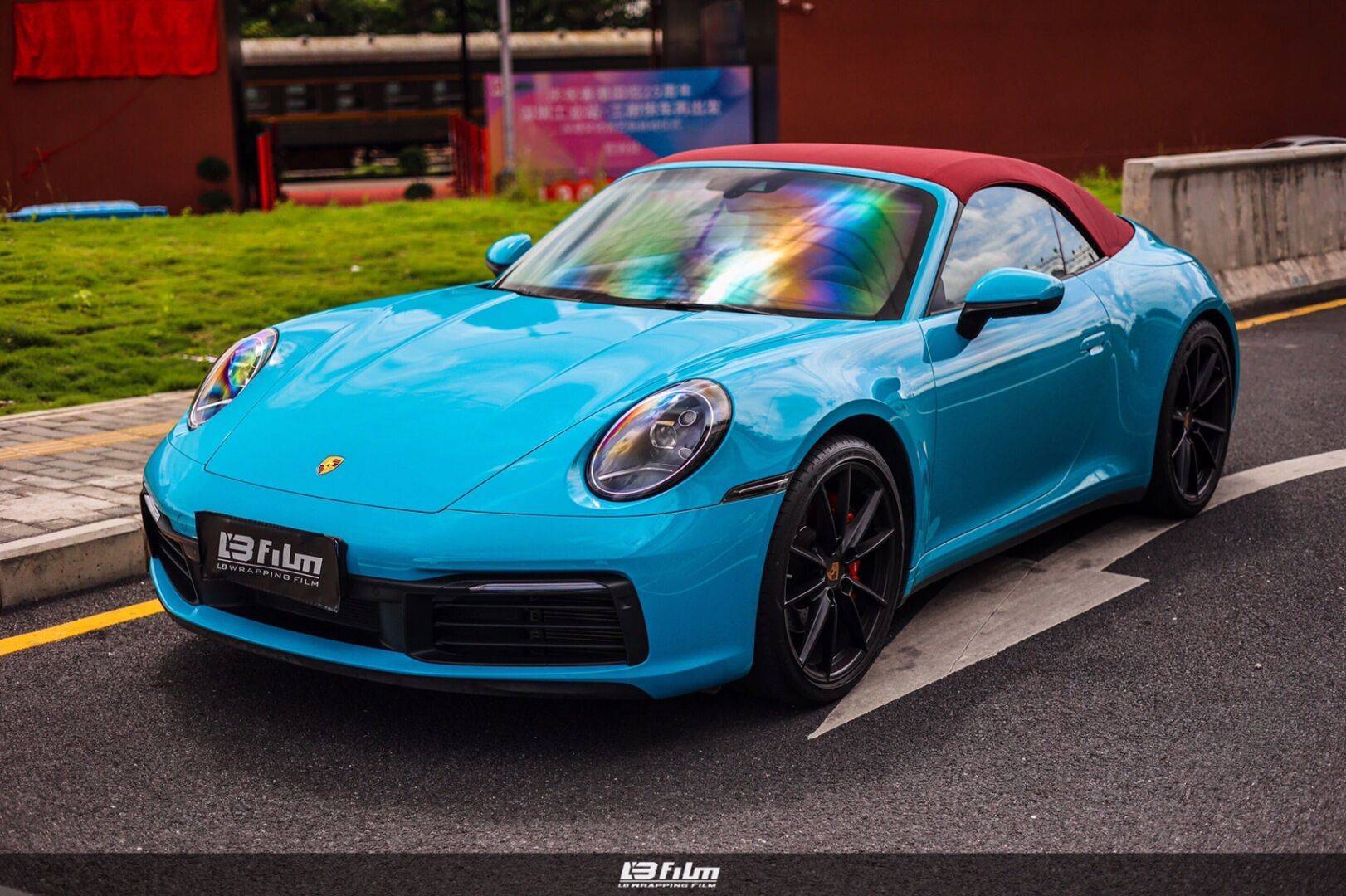 保时捷lb改色膜迈阿密蓝,蓝色系中的爱马仕