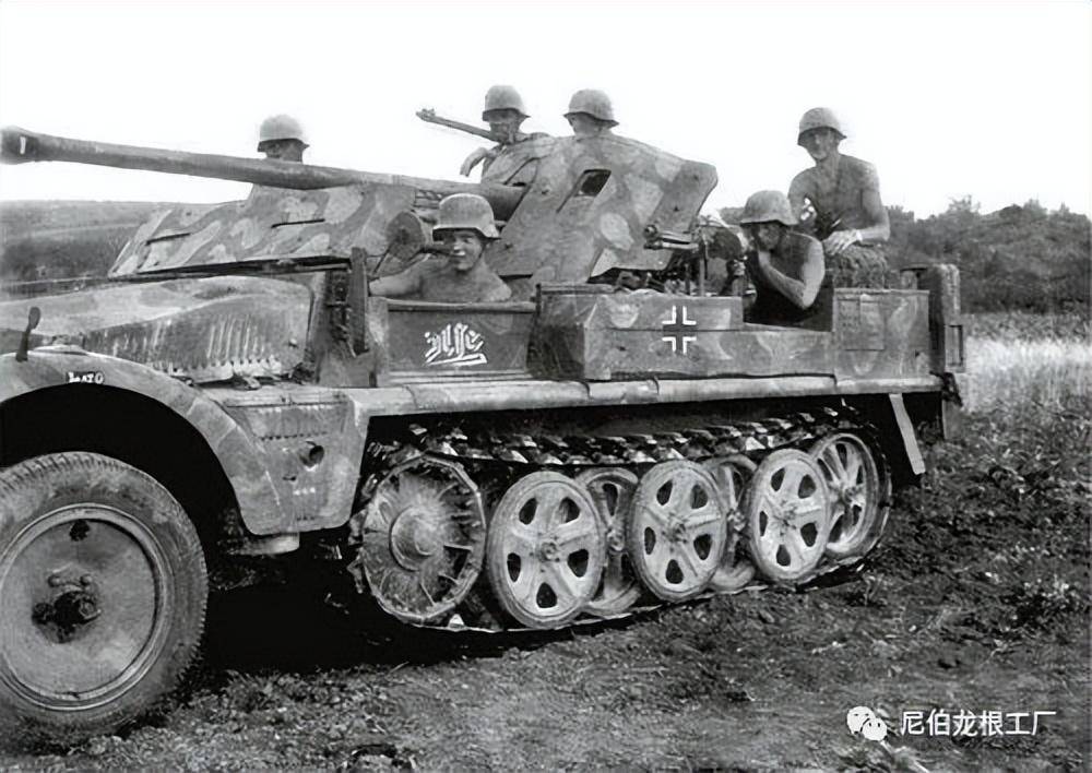 骑驴桑丘:基于sdkfz 10半履带车改装的代用自行反坦克炮_车辆_护甲