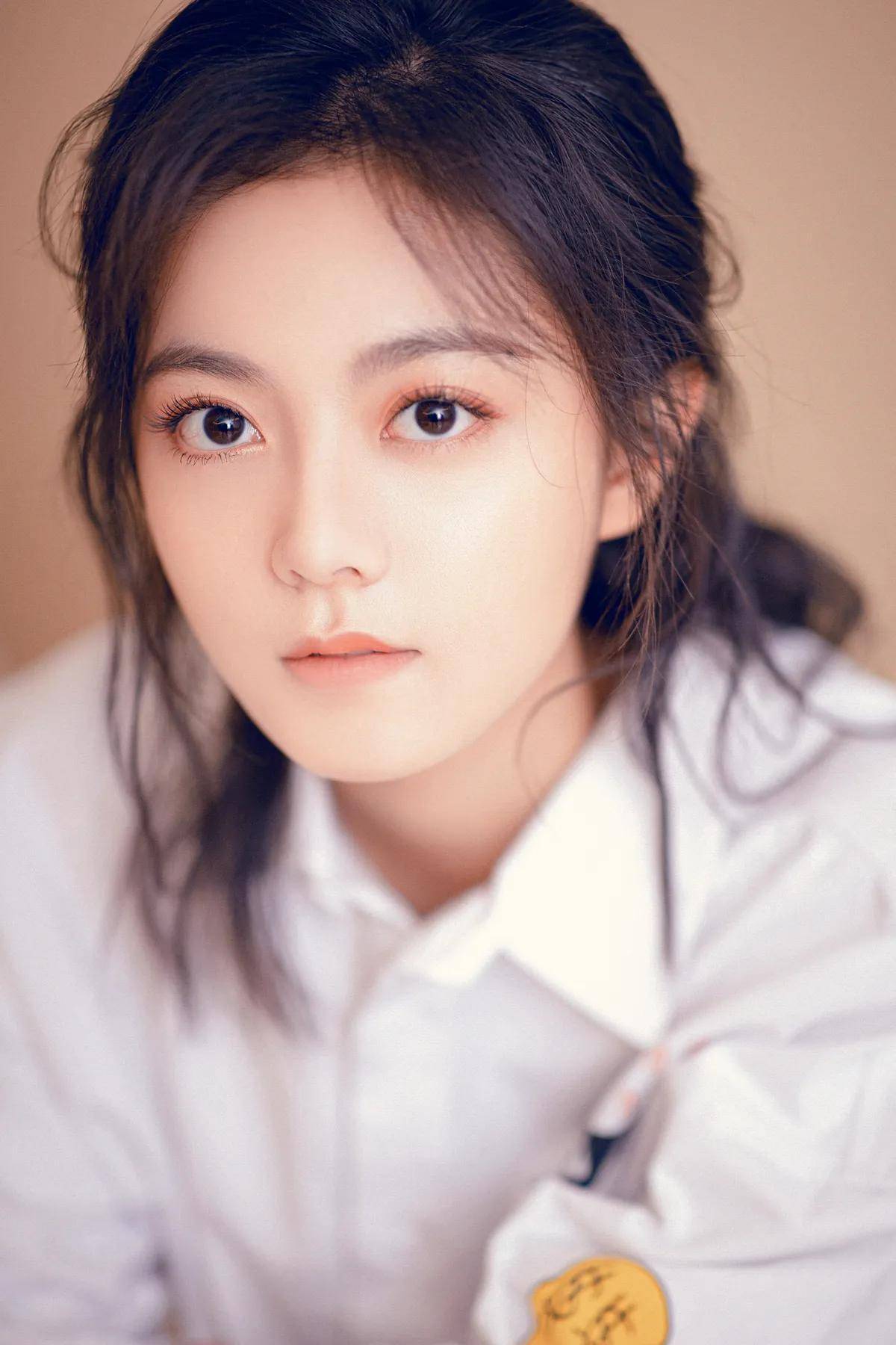 娱乐圈00后小花崛起,谁将脱颖而出成为下一个王者_张子枫_赵今麦_徐静