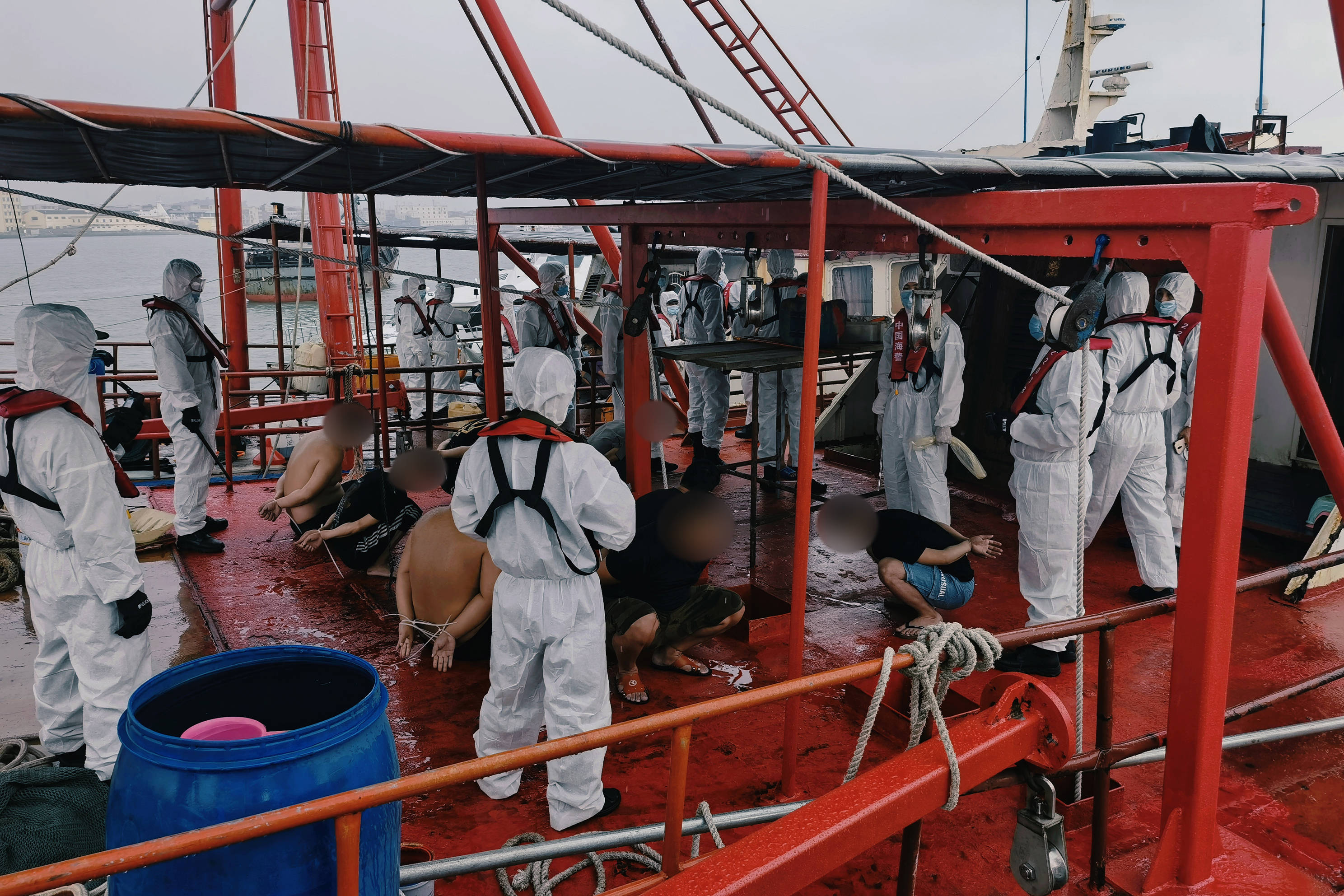 广西:海上偷渡团伙被捣毁 24人获刑_潘某_组织_渔船