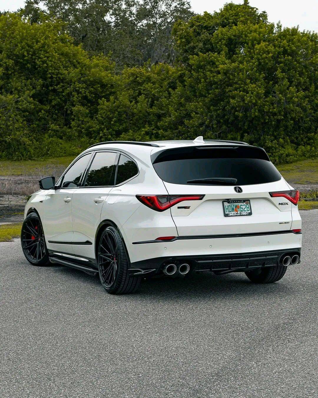 新版本田讴歌mdx曝光,运动元素浓郁,气场强大,"低趴"造型犀利_搜狐