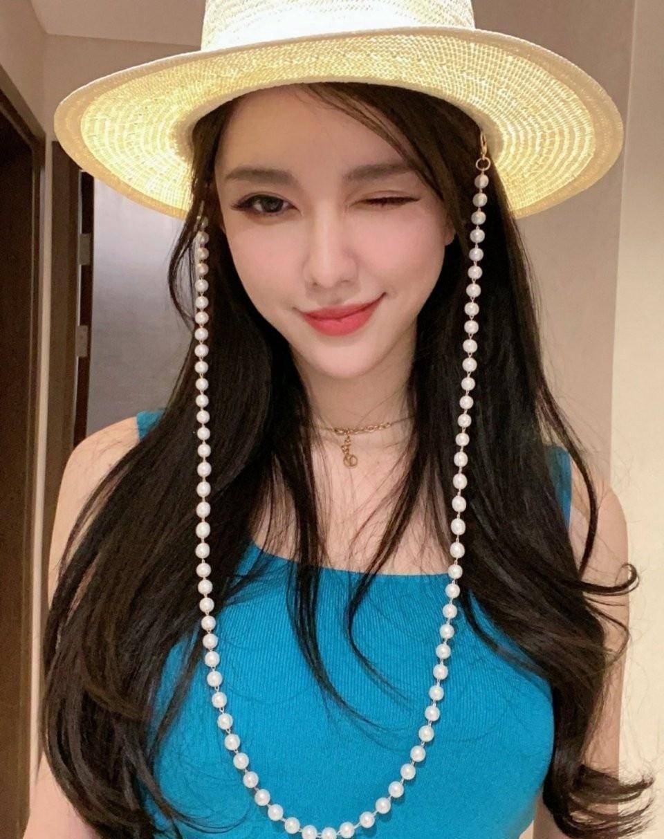 34岁依旧魅力四射的网红美女张雨乔_舞台_工作_人气