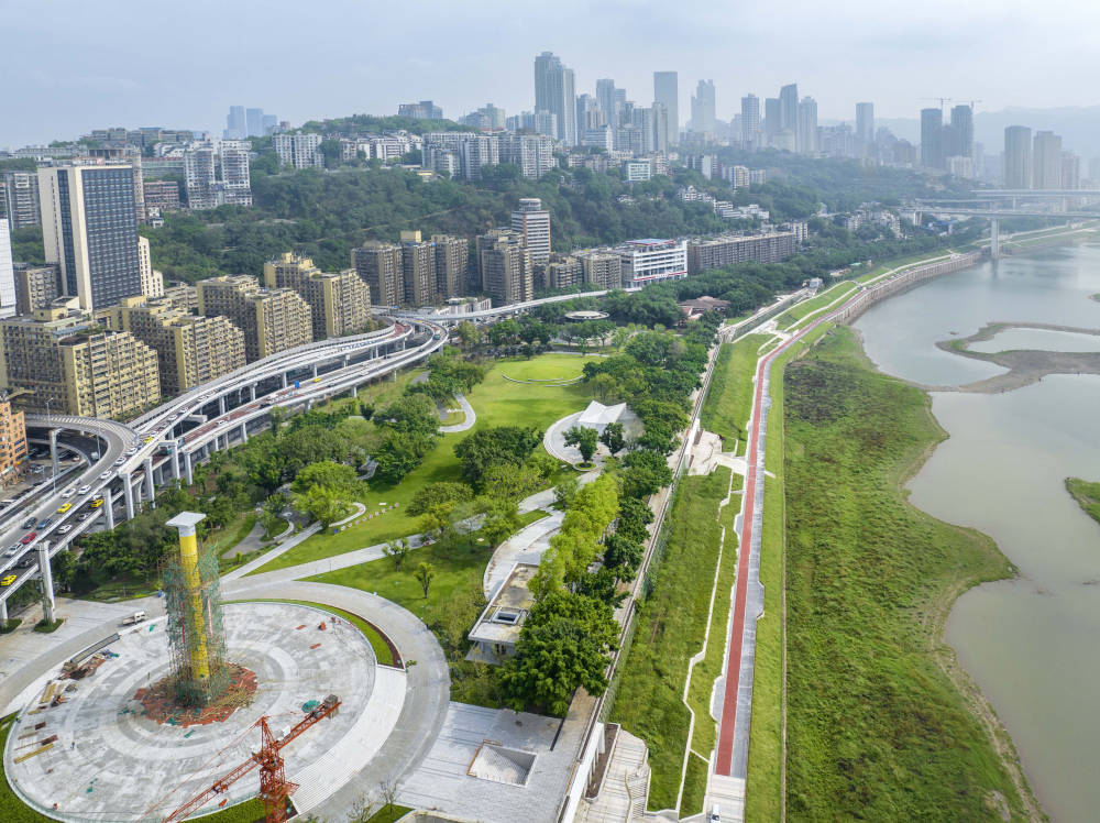 重庆日报客户端消息,2022年9月26日,珊瑚公园综合改造项目已现雏形
