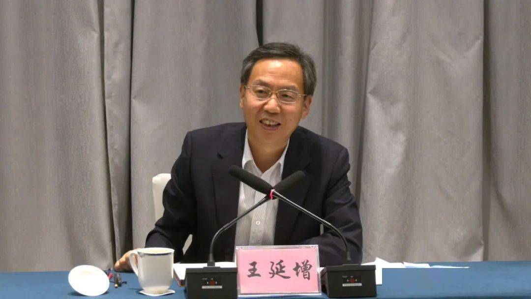 会谈双方就加强政银合作推动重大项目建设进行了深入交流县长武小雅