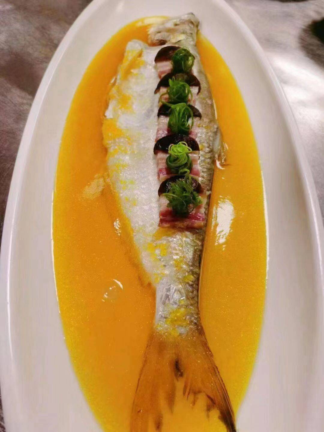 2005年淮安淮扬菜美食节,游龙戏凤和雪中送炭获得金奖.