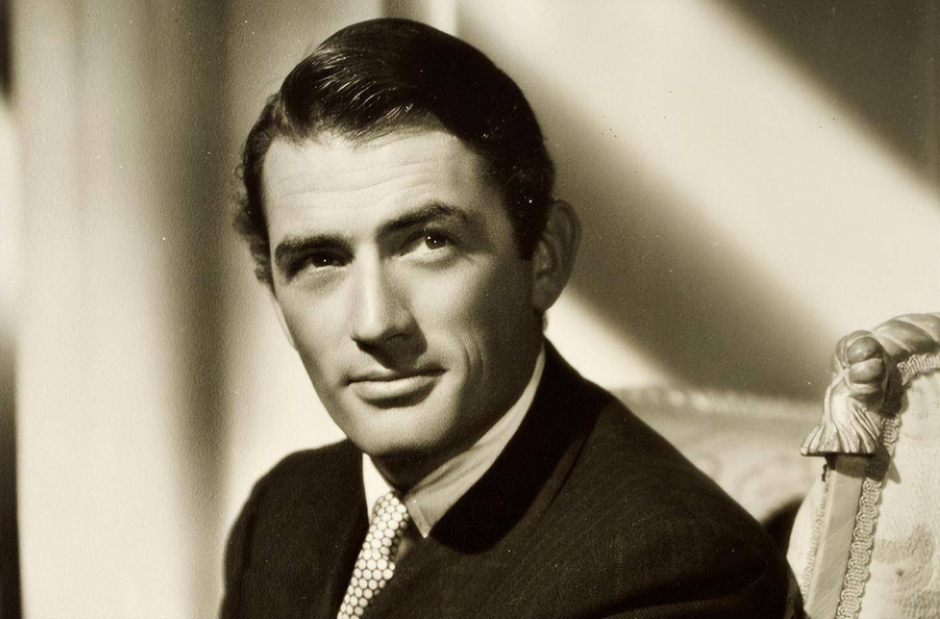 派克:童年不受父母疼爱,曾是《罗马假日》男主,和妻子厮守48年_奥黛丽