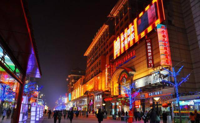 中国最繁华的八条步行街，每天都挤满了游客，你去过几家？