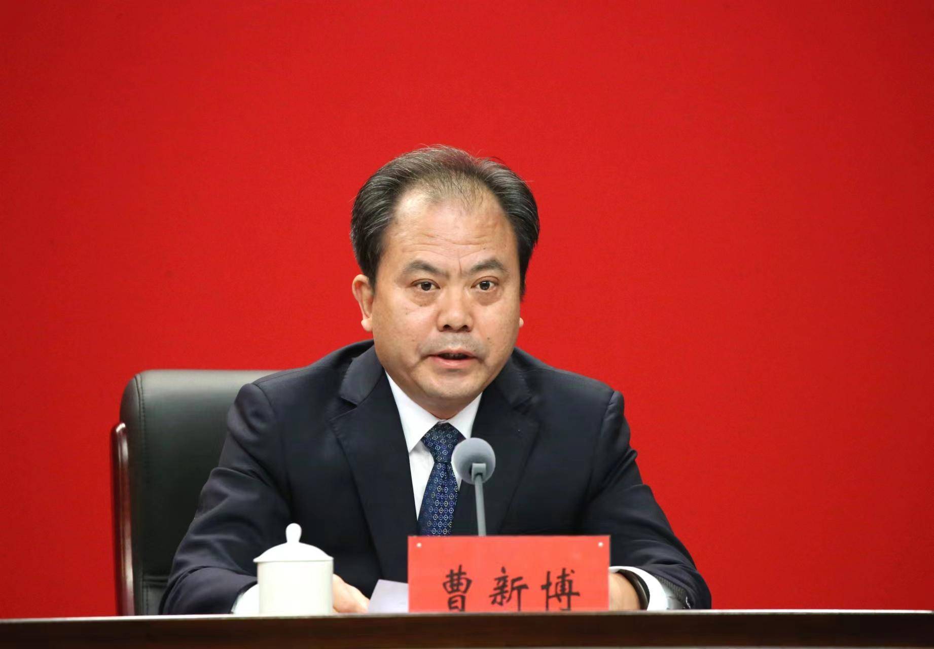 专场新闻发布会,驻马店市委副书记曹新博就上述问题回答了记者提问