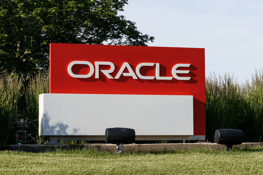 甲骨文 Oracle 董事长和 CEO 上一财年总薪酬均超 1.3 亿美元_股票期权_公司_给予