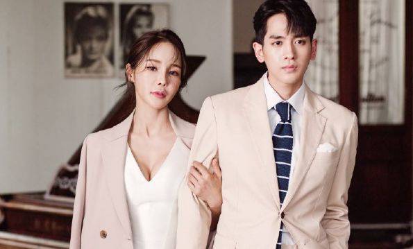 42岁因"长得太漂亮",被小17岁男友送豪车追求,如今过成了这样_米娜