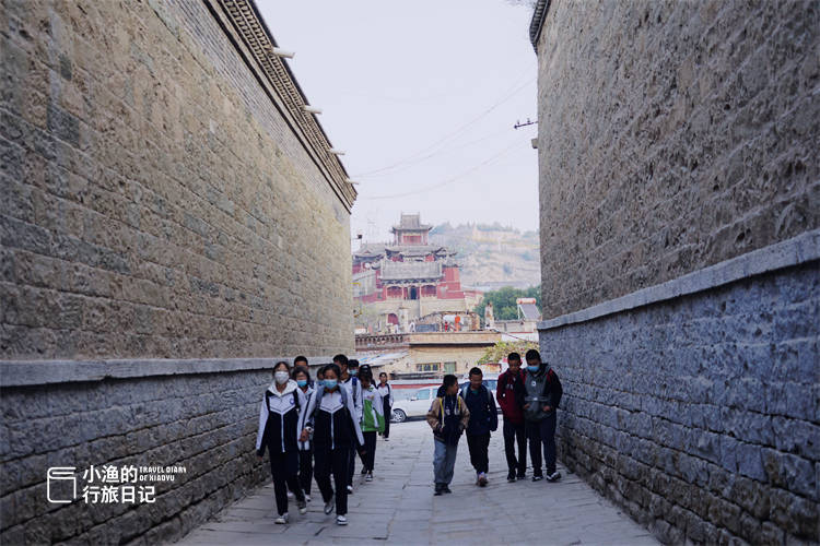 陕西黄土高原腹地，中国唯一的窑洞古城，满城文物古迹、烟火气息