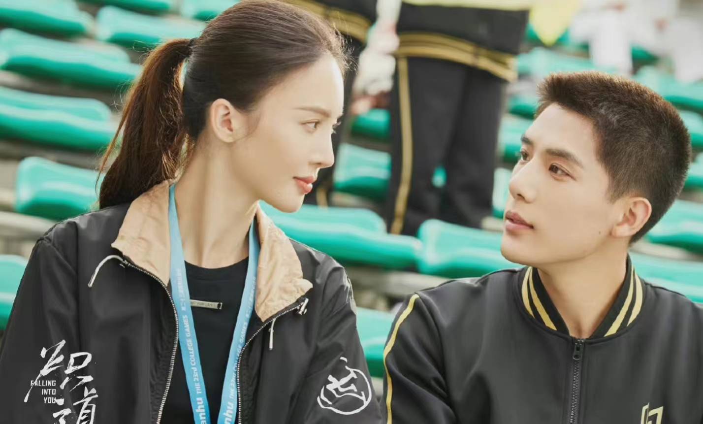 张艺兴为金晨新剧《炽道》打call,一起看金晨新剧_网络_火花_精心策划